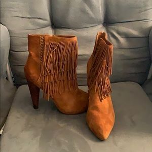 Steve Madden suede fringe booties